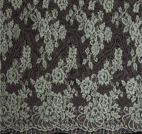 France Clipping Chantilly Lace Fabric in Floral Pattern